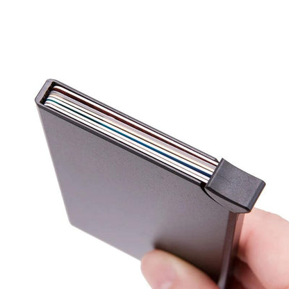 Tarjetero de Metal: Organiza tus Tarjetas con Estilo y Seguridad
