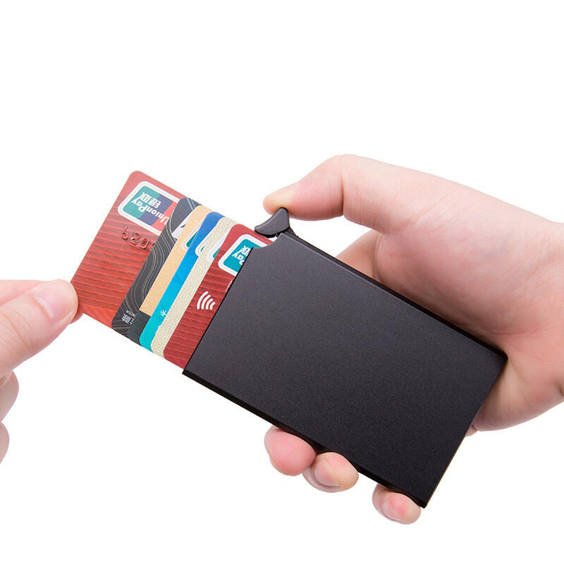 Tarjetero de Metal: Organiza tus Tarjetas con Estilo y Seguridad