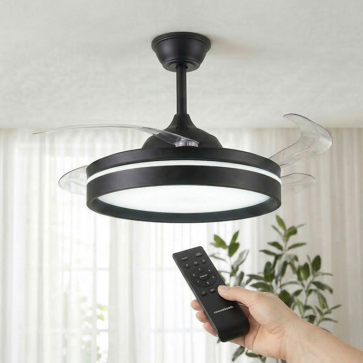 Ventilador de Techo con Luz LED, 4 Aspas Retráctiles y Mando a Distancia InnovaGoods